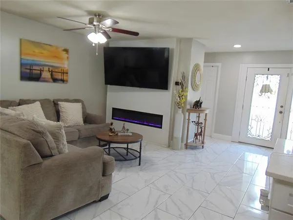 $2,900 | 4706 Tampa Downs Boulevard, Lutz, FL 33559