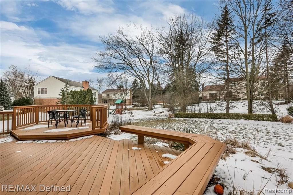 1141 Sandy Ridge Drive Rochester Hills, MI 48306 - Photo 4 of 28