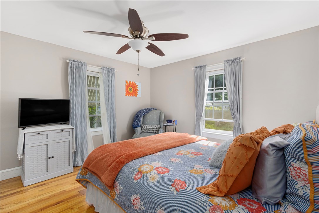 45 Woodhaven Road Pawtucket, RI 02861 - Photo 23 of 49 Bedroom #1 on first floor