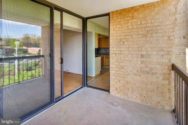 $364,900 | 4500 South Four Mile Run Drive, Unit 732, Arlington, VA 22204