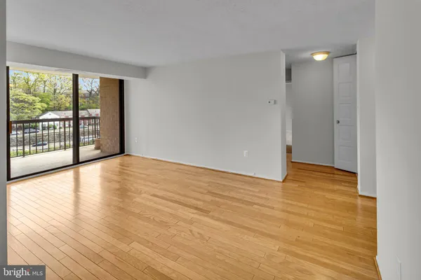 $363,000 | 4500 South Four Mile Run Drive, Unit 732, Arlington, VA 22204