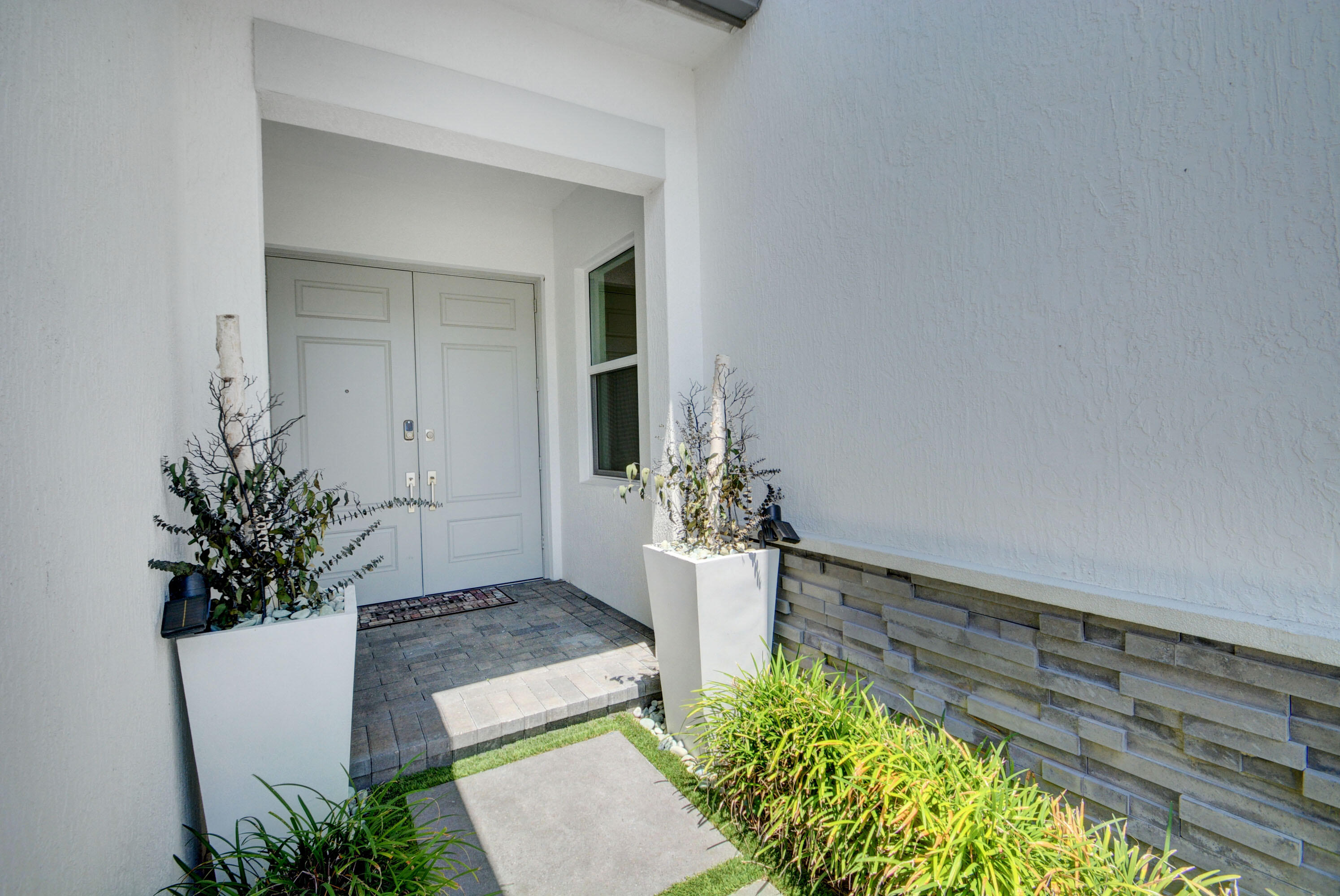 5251 Beland Drive Lake Worth, FL 33467 - Photo 4 of 56 04_house (5)