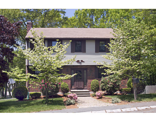 7 Skyview Road Woburn, MA 01801 - Photo 1 of 14 Gallery Image 1
