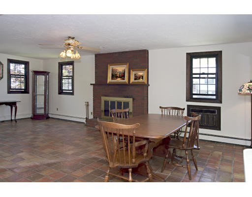 7 Skyview Road Woburn, MA 01801 - Photo 6 of 14 Gallery Image 6