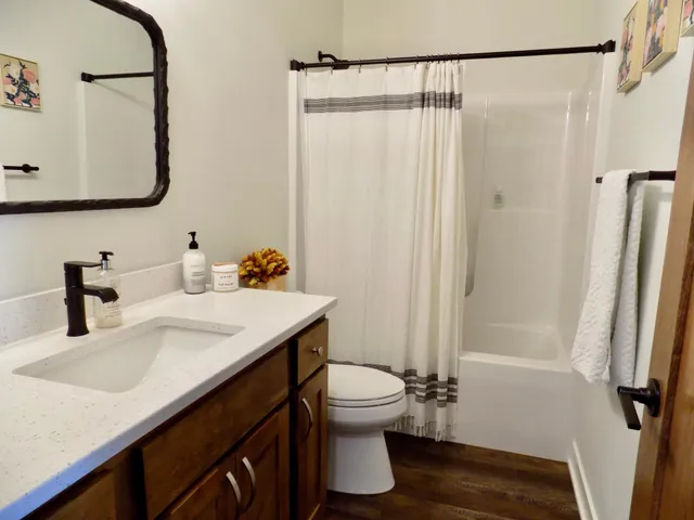 $437,500 | 510 Kodiak Drive Northwest, Stewartville, MN 55976