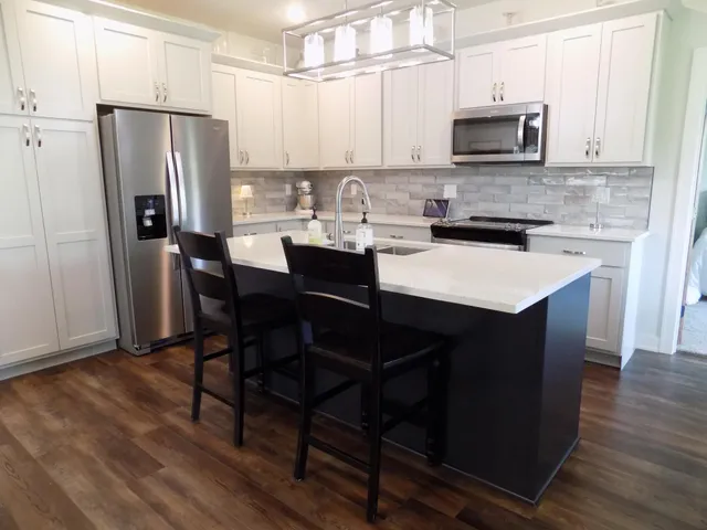 $437,500 | 510 Kodiak Drive Northwest, Stewartville, MN 55976