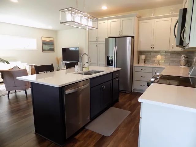 $437,500 | 510 Kodiak Drive Northwest, Stewartville, MN 55976