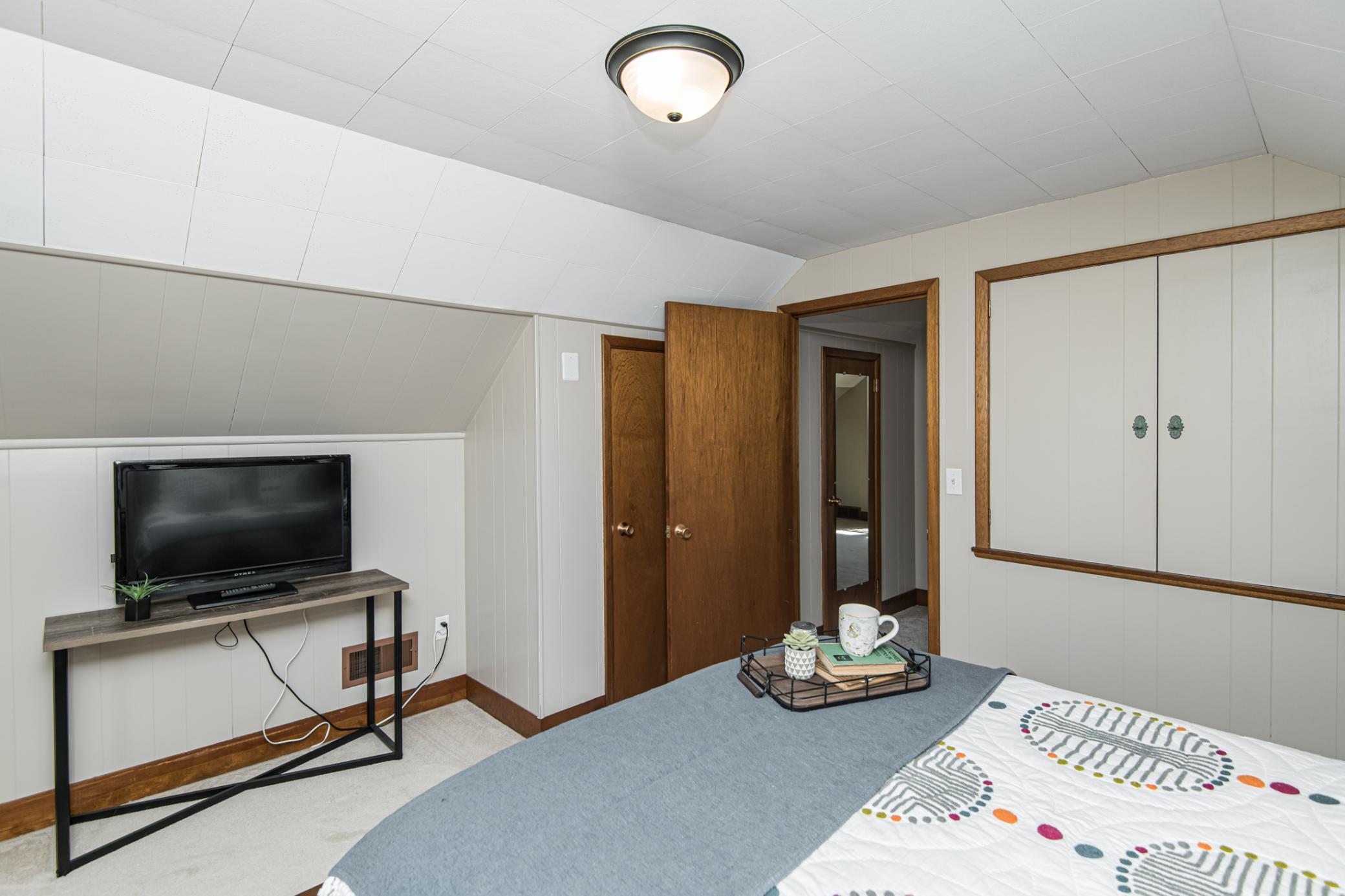 1110 8th Avenue Northwest Rochester, MN 55901 - Photo 13 of 27 Gallery Image 13