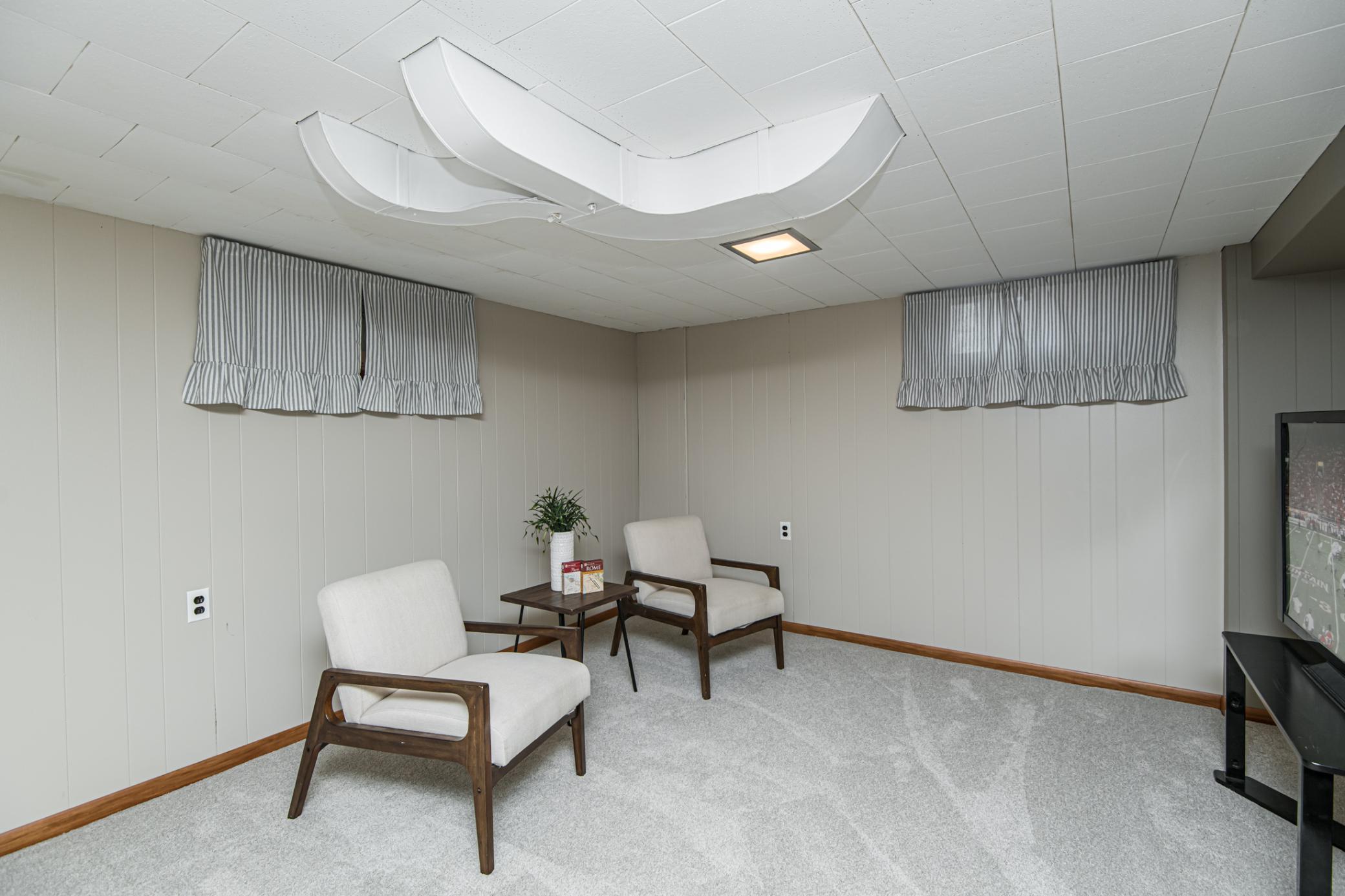 1110 8th Avenue Northwest Rochester, MN 55901 - Photo 16 of 27 Gallery Image 16