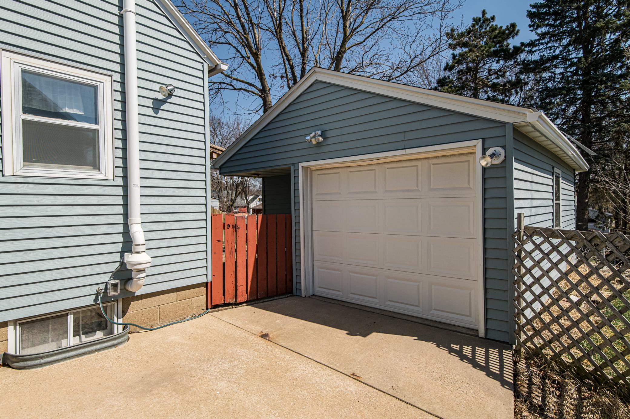 1110 8th Avenue Northwest Rochester, MN 55901 - Photo 21 of 27 Gallery Image 21