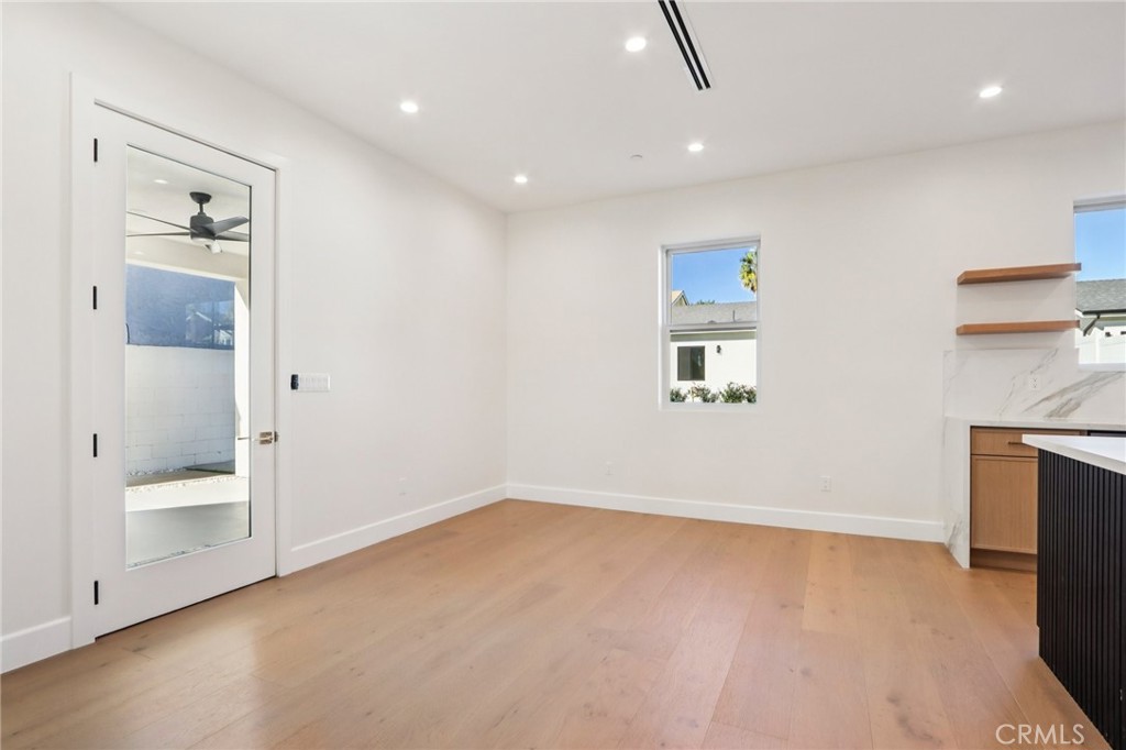14931 Vose Street Van Nuys, CA 91405 - Photo 12 of 50