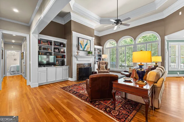 $999,500 | 209 River Oaks Drive, LaGrange, GA 30240