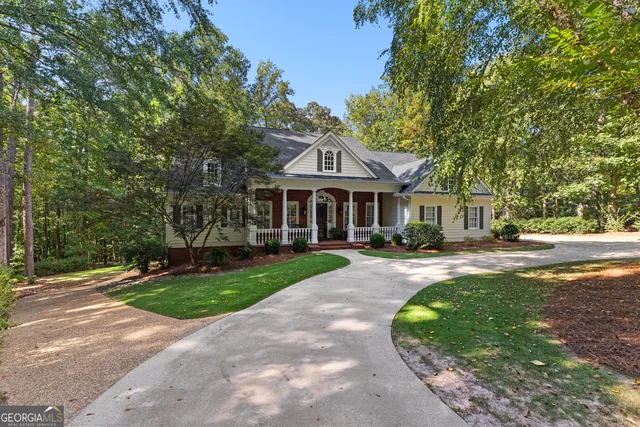 $999,500 | 209 River Oaks Drive, LaGrange, GA 30240