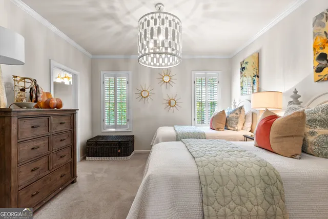 $999,500 | 209 River Oaks Drive, LaGrange, GA 30240