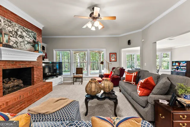 $999,500 | 209 River Oaks Drive, LaGrange, GA 30240