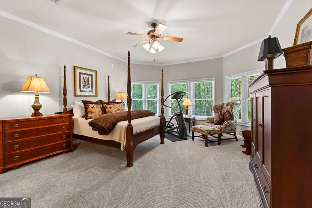 $999,500 | 209 River Oaks Drive, LaGrange, GA 30240