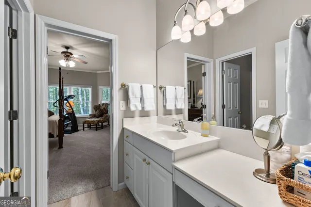 $999,500 | 209 River Oaks Drive, LaGrange, GA 30240