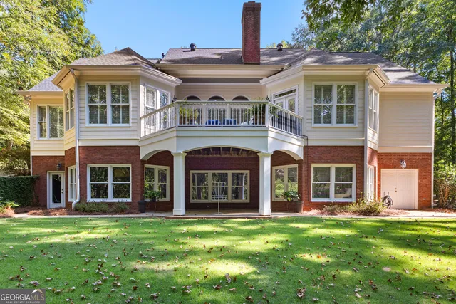 $999,500 | 209 River Oaks Drive, LaGrange, GA 30240