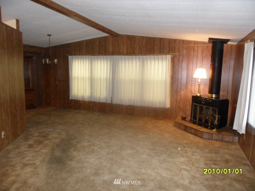 815 124th Street Southwest, Unit 133 Everett, WA 98204 - Photo 8 of 22