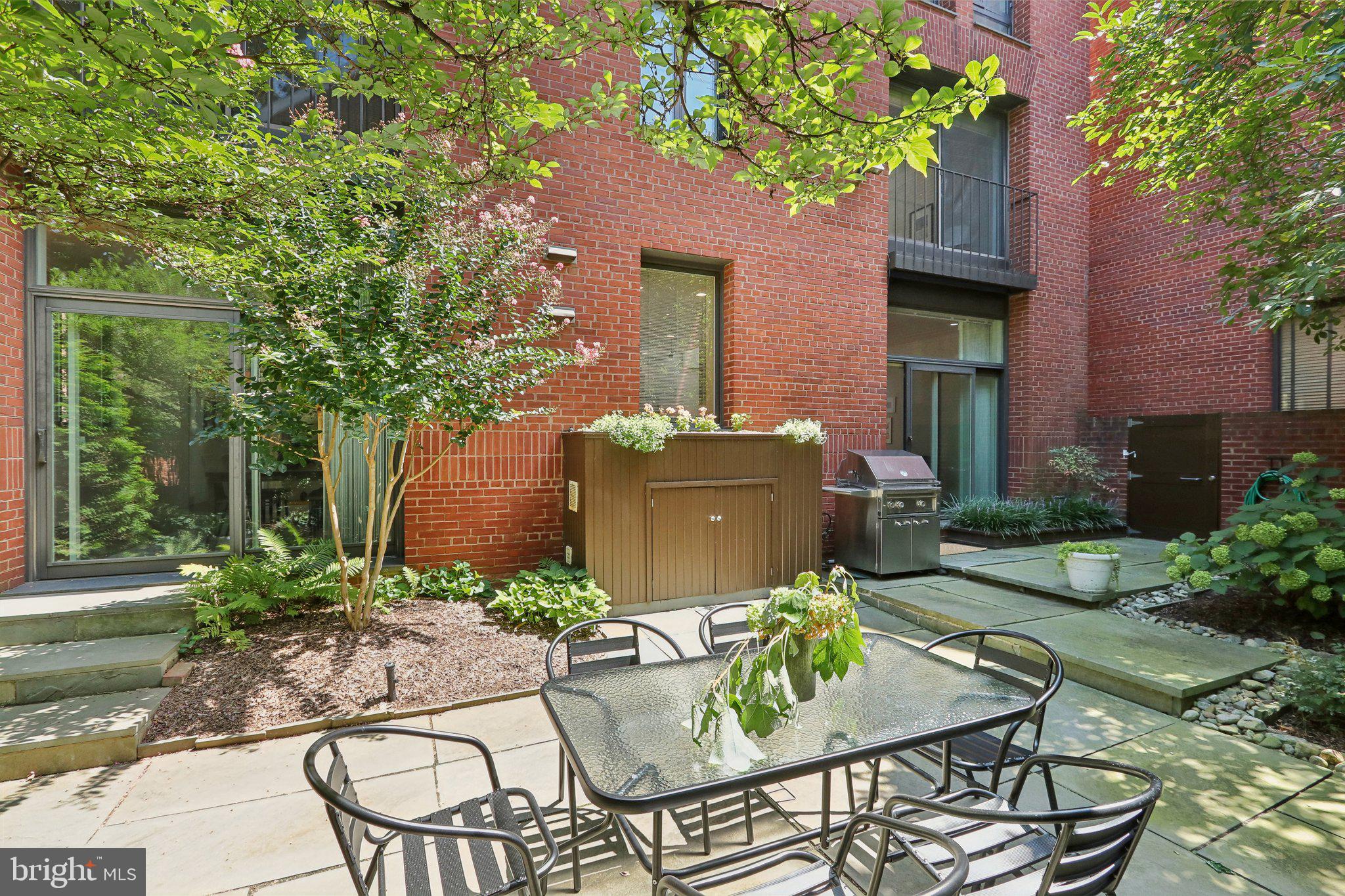 310 Spruce Street Philadelphia, PA 19106 - Photo 11 of 44