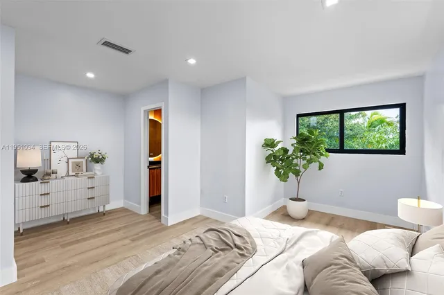 $750,000 | 7472 Northwest 167th Street, Hialeah, FL 33015