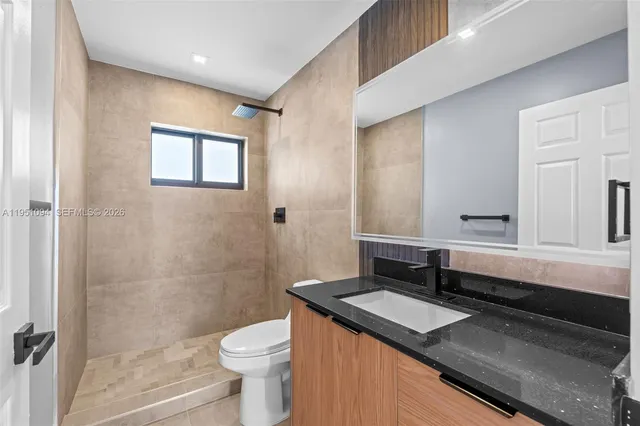 $750,000 | 7472 Northwest 167th Street, Hialeah, FL 33015