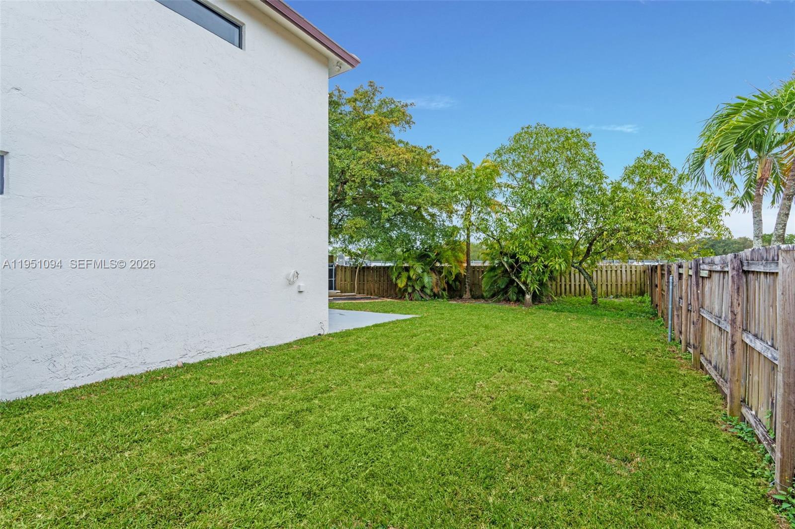 7472 Northwest 167th Street Hialeah, FL 33015 - Photo 36 of 43