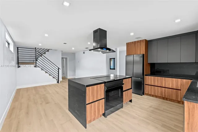 $750,000 | 7472 Northwest 167th Street, Hialeah, FL 33015