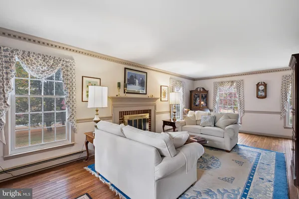 $889,900 | 5 Old Orchard Lane, Chadds Ford, PA 19317