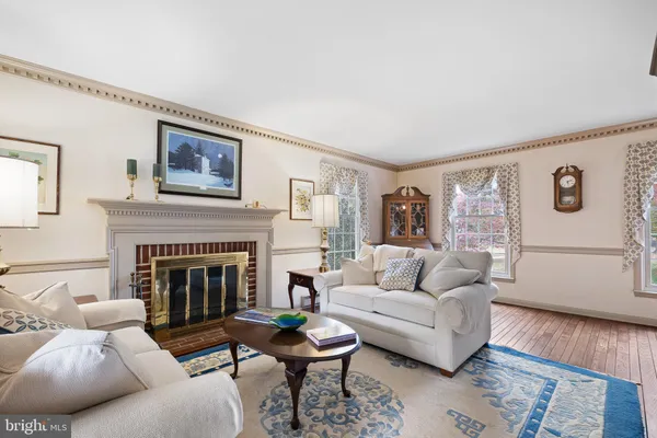$889,900 | 5 Old Orchard Lane, Chadds Ford, PA 19317