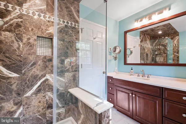 $889,900 | 5 Old Orchard Lane, Chadds Ford, PA 19317