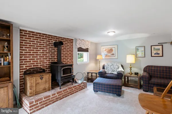 $889,900 | 5 Old Orchard Lane, Chadds Ford, PA 19317