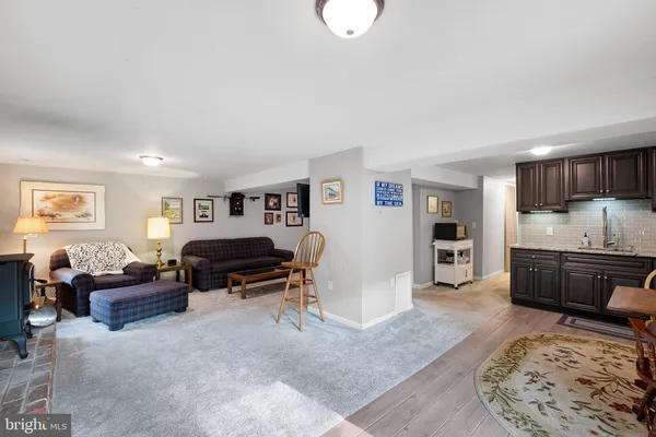 $889,900 | 5 Old Orchard Lane, Chadds Ford, PA 19317