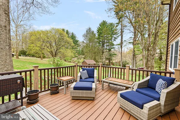 $889,900 | 5 Old Orchard Lane, Chadds Ford, PA 19317