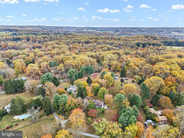 $889,900 | 5 Old Orchard Lane, Chadds Ford, PA 19317