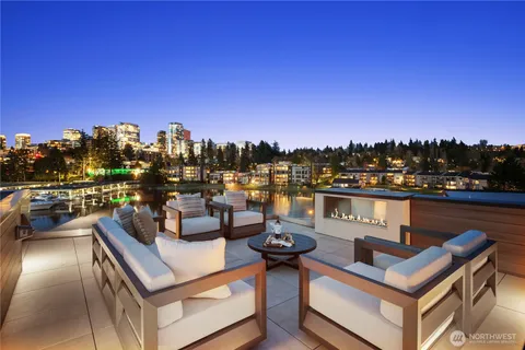 $11,700,000 | 9810 Southeast Shoreland Drive, Bellevue, WA 98004