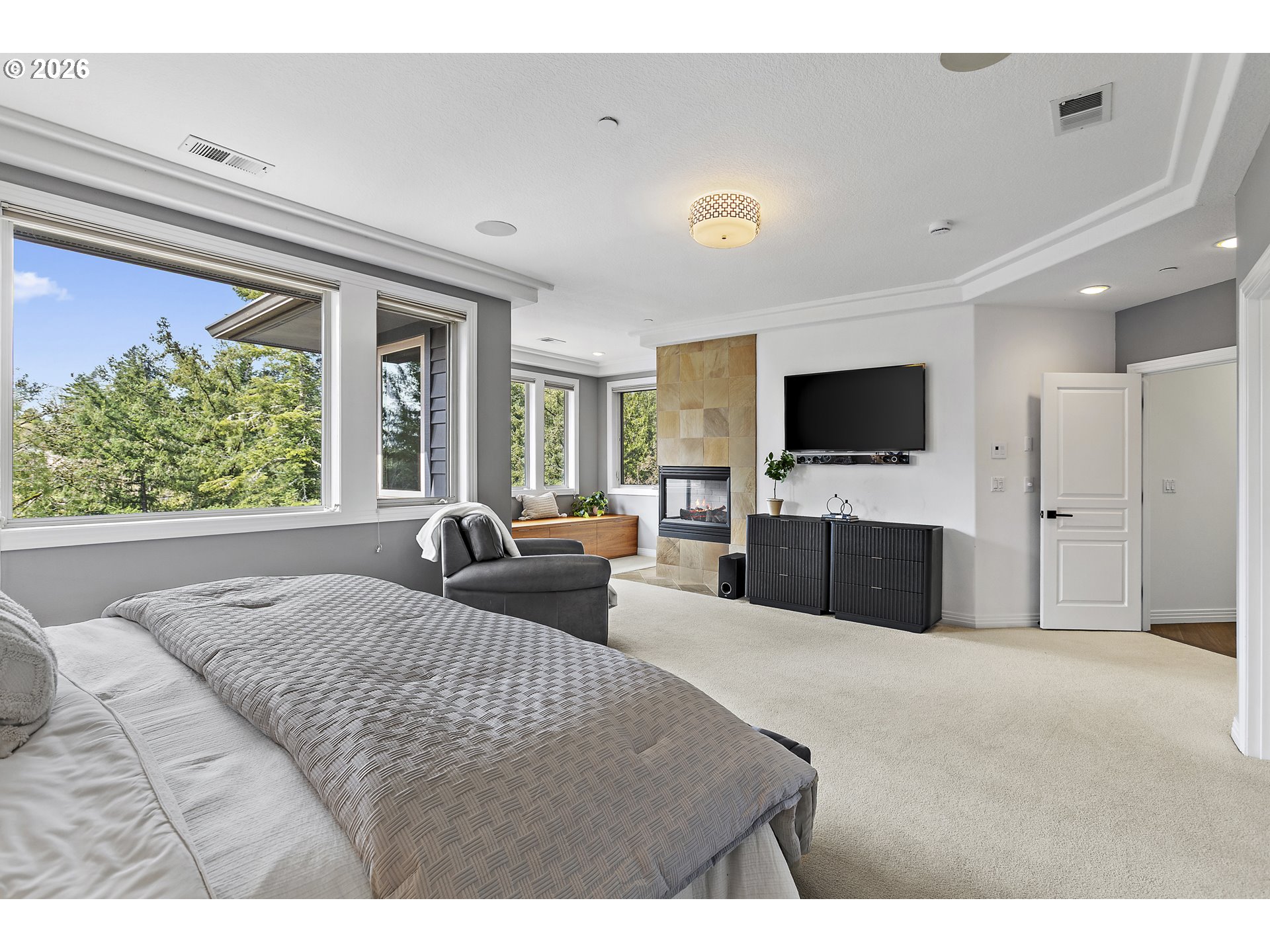 6280 Southwest Sheridan Street Portland, OR 97225 - Photo 20 of 48