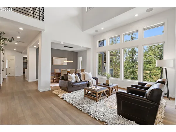 $1,999,999 | 6280 Southwest Sheridan Street, Portland, OR 97225