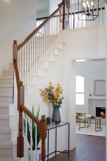 $825,000 | 7621 Menler Drive, Austin, TX 78735