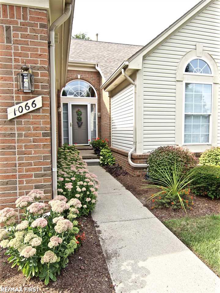 1066 Churchill Circle Rochester, MI 48307 - Photo 29 of 34