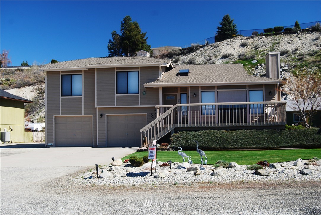 714 Golf Course Road Chelan, WA 98816 - Photo 1 of 18