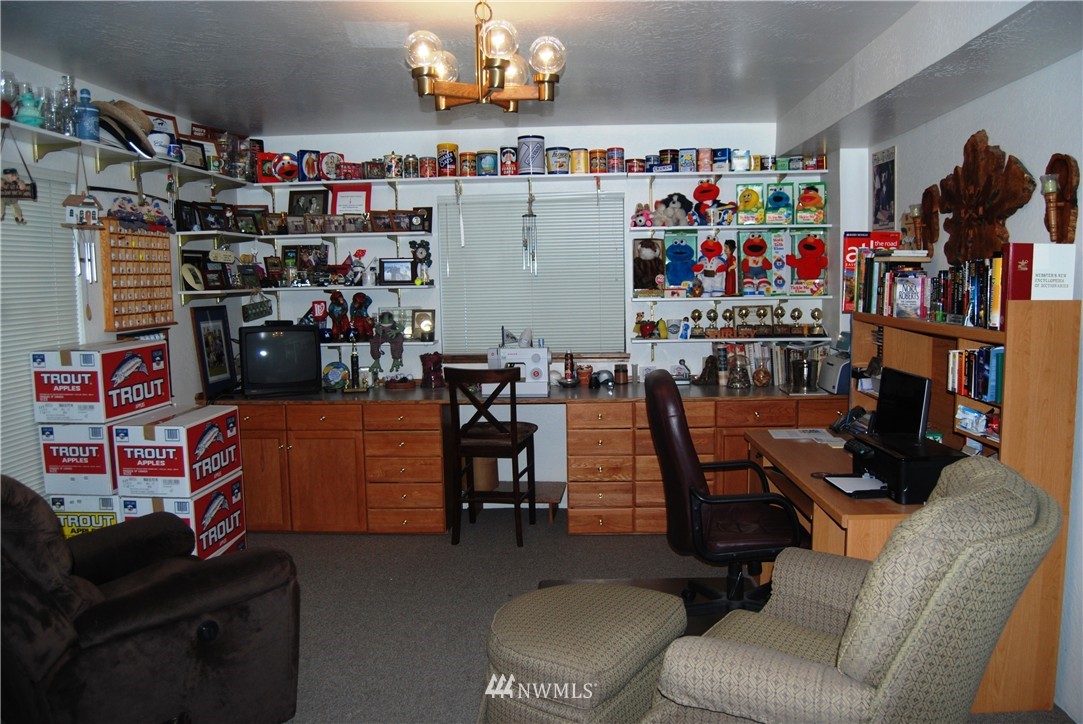 714 Golf Course Road Chelan, WA 98816 - Photo 13 of 18