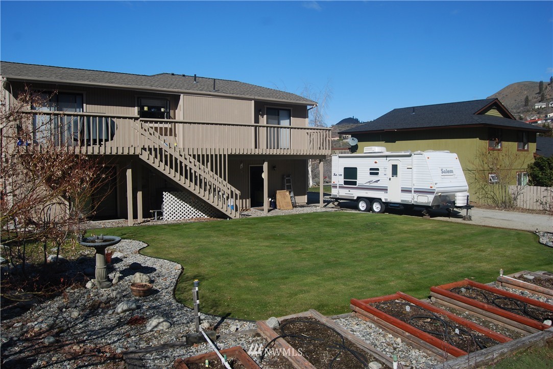 714 Golf Course Road Chelan, WA 98816 - Photo 17 of 18