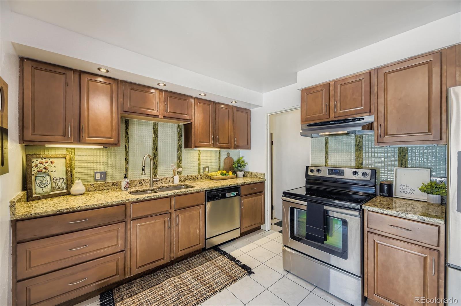 1385 South Vrain Way Denver, CO 80219 - Photo 12 of 32