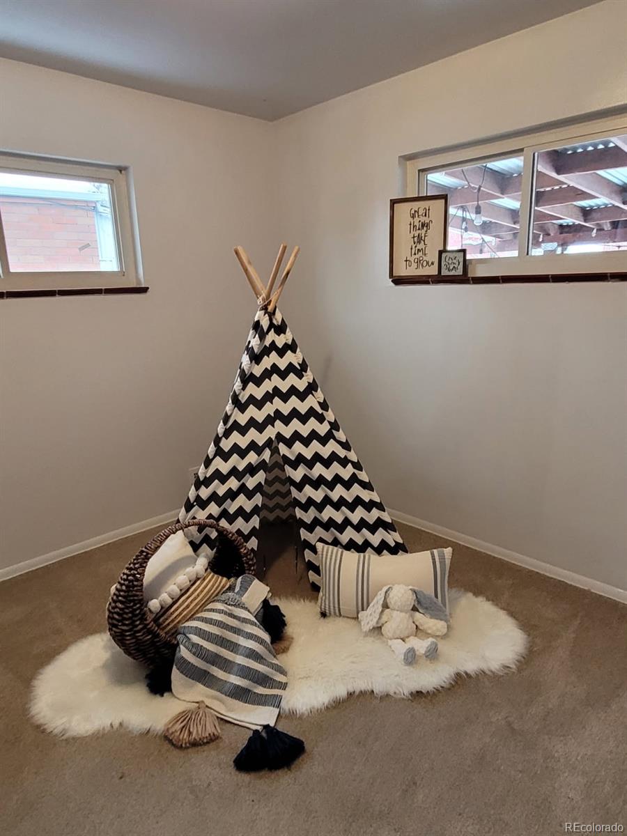 1385 South Vrain Way Denver, CO 80219 - Photo 21 of 32