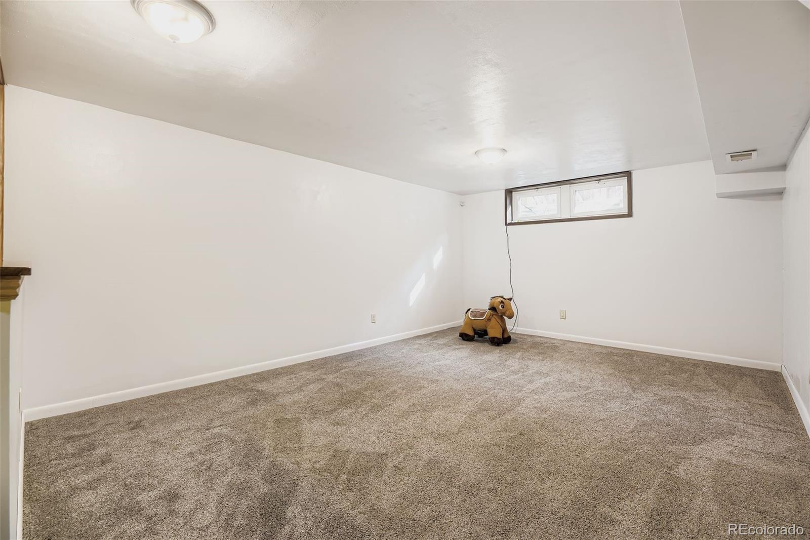 1385 South Vrain Way Denver, CO 80219 - Photo 23 of 32