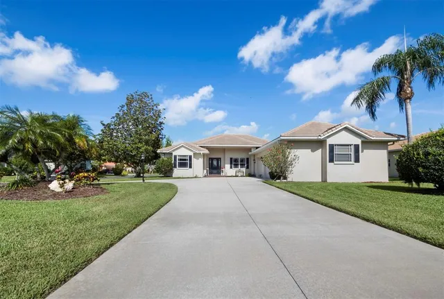 $769,000 | 6643 Butlers Crest Drive, Bradenton, FL 34203