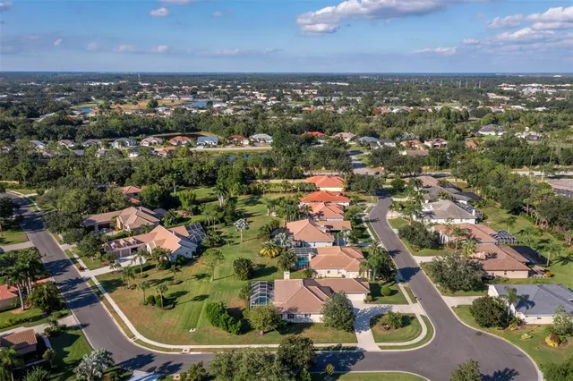 $769,000 | 6643 Butlers Crest Drive, Bradenton, FL 34203