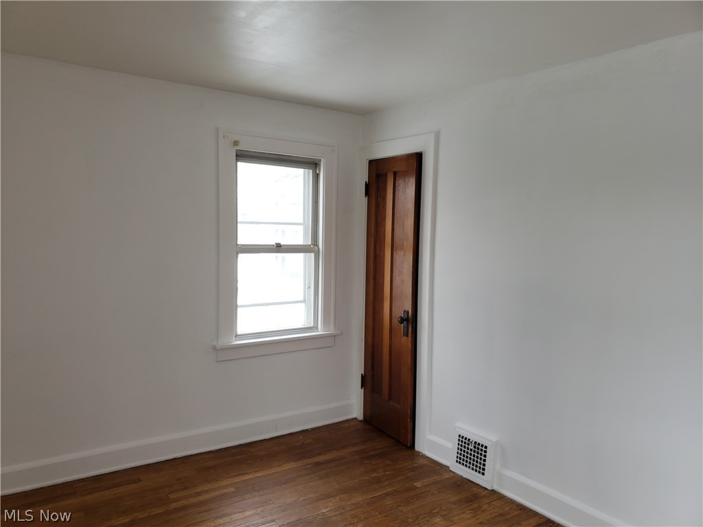 17822 Brazil Road Cleveland, OH 44119 - Photo 13 of 27 Gallery Image 13