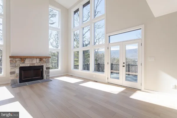 $685,000 | 88 Mallard Drive, Basye, VA 22842